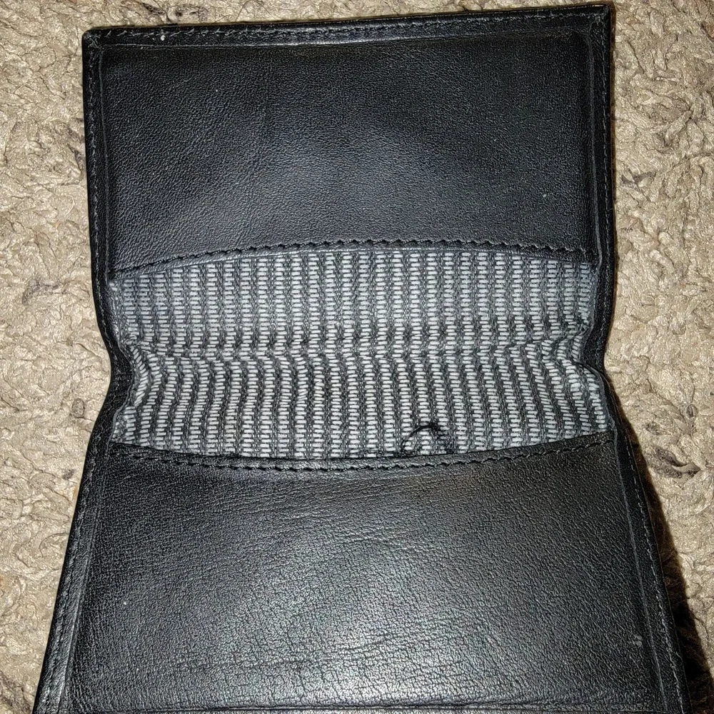 Targus leather‎ card holder